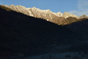 India’s Queenstown: Manali’s own Remarkables at dawn
